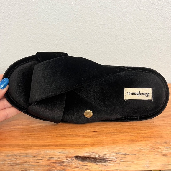 Dearfoams Black Velvet Crisscross Slide Slippers Women's Memory Foam Size 7-8 - Picture 4 of 5